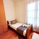 Intimate Olympus House Apartamento