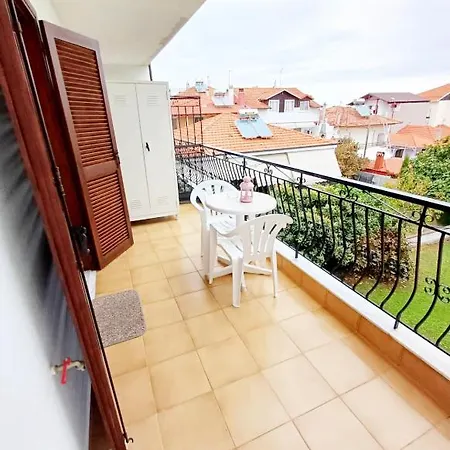 Intimate Olympus House